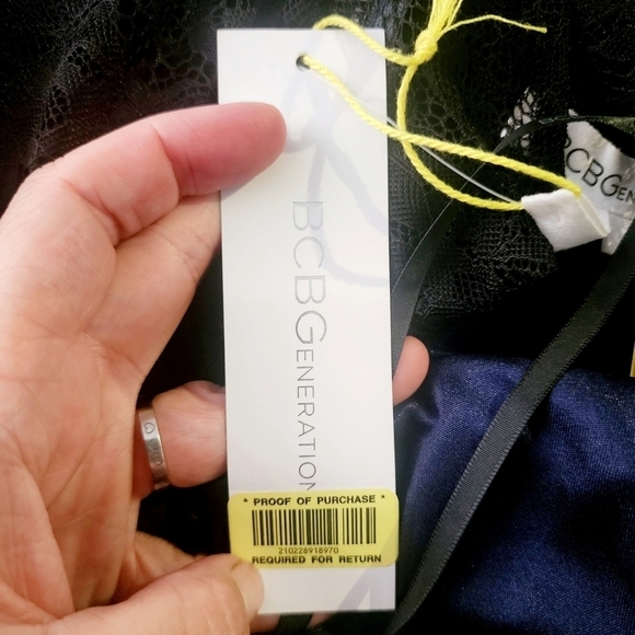 NWT BCBGeneration Navy Black Fitted Lace Cocktail Party Dress Women's Size 8 New - Picture 11 of 12